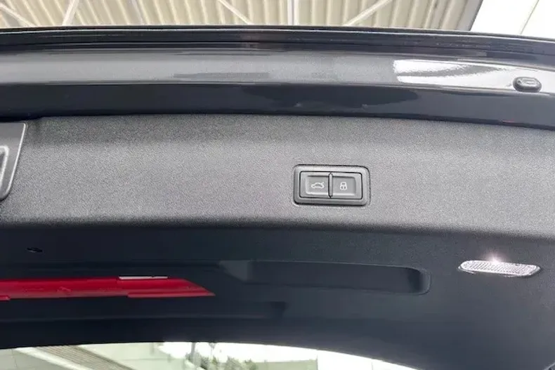 Audi Q3 din 2025 cu 1 km - oferta AUD145070 - foto 11