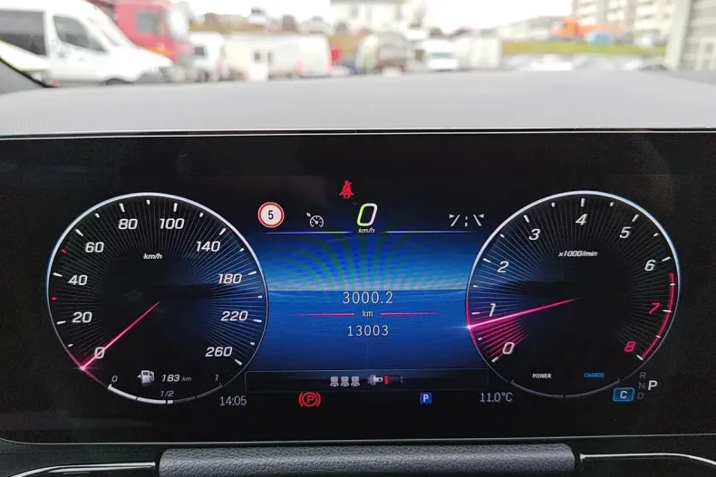 Mercedes-Benz GLA din 2025 cu 13.002 km - oferta MER145074 - foto 20