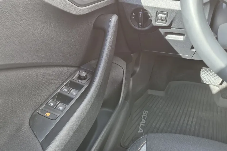 Skoda Scala din 2025 cu 1.325 km - oferta SKO145084 - foto 13