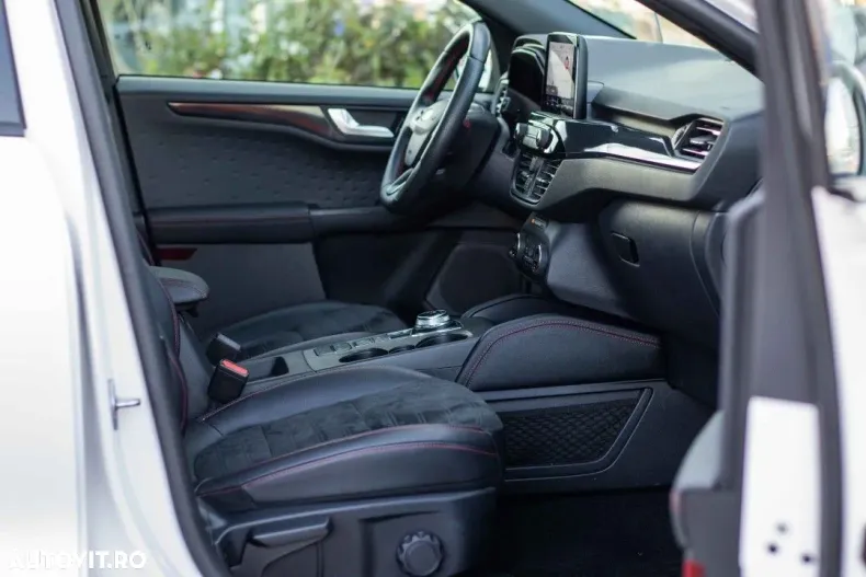 Ford Kuga din 2020 cu 78.403 km - oferta FOR145098 - foto 24