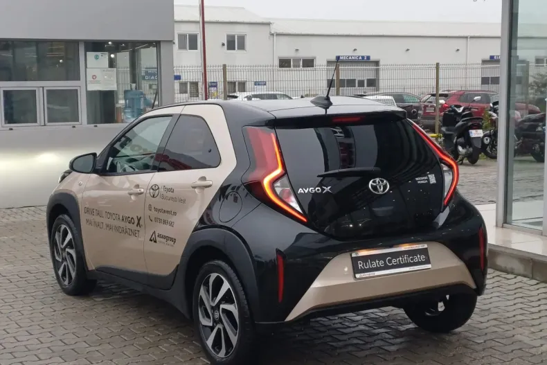 Toyota Aygo (X) din 2025 cu 4.050 km - oferta TOY145110 - foto 5