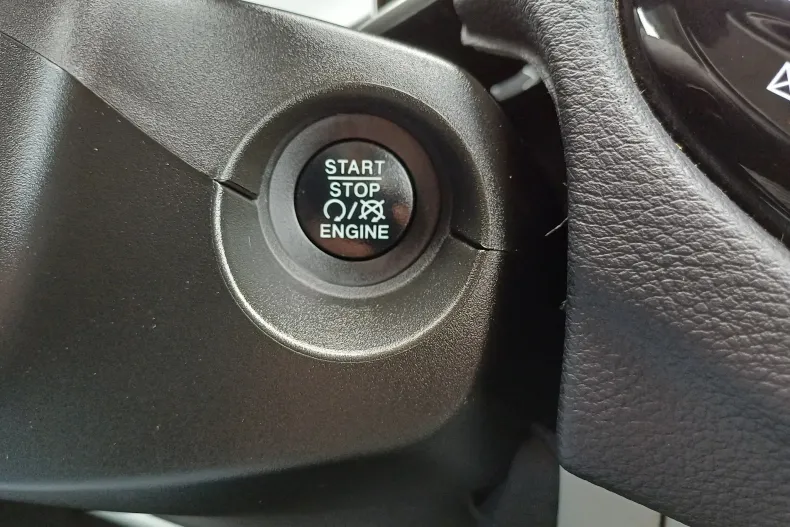 Jeep Compass din 2019 cu 104.379 km - oferta JEE145112 - foto 28