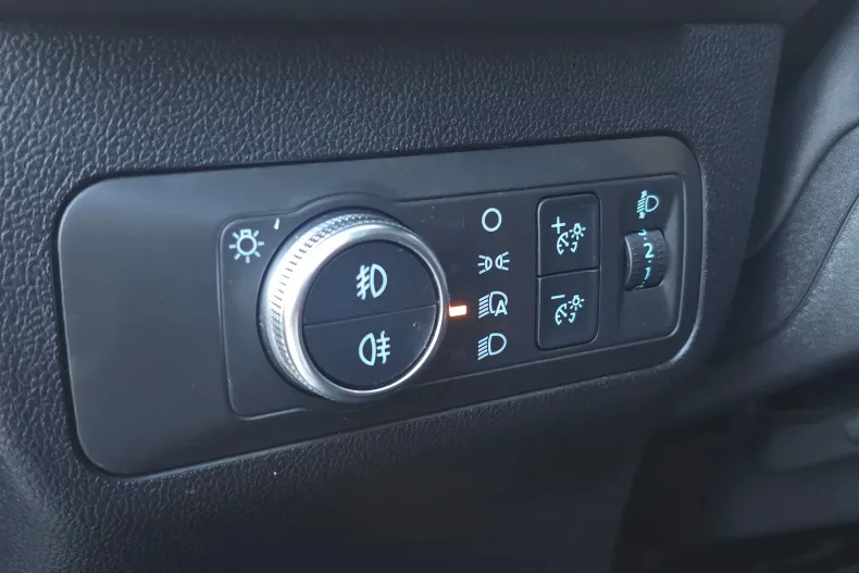 Ford Kuga din 2023 cu 27.275 km - oferta FOR145116 - foto 7