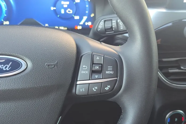 Ford Kuga din 2023 cu 27.275 km - oferta FOR145116 - foto 10