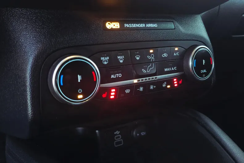 Ford Kuga din 2023 cu 27.275 km - oferta FOR145116 - foto 11