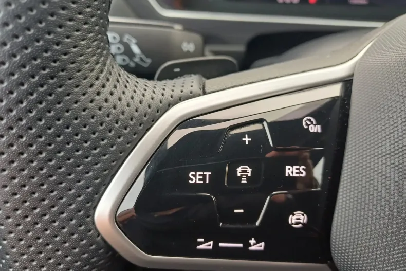 Volkswagen Tiguan din 2024 cu 15.510 km - oferta VOL145117 - foto 16