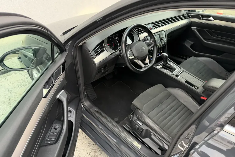 Volkswagen Passat din 2021 cu 66.843 km - oferta VOL145122 - foto 10