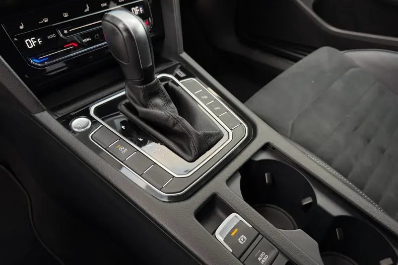 Volkswagen Passat din 2021 cu 66.843 km - oferta VOL145122 - foto 23