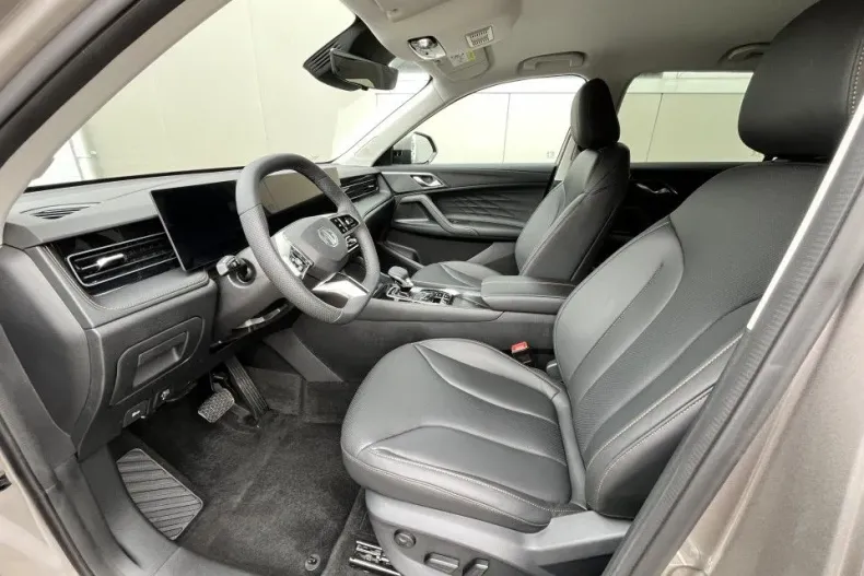 MG HS din 2025 cu 1 km - oferta MG0145133 - foto 20