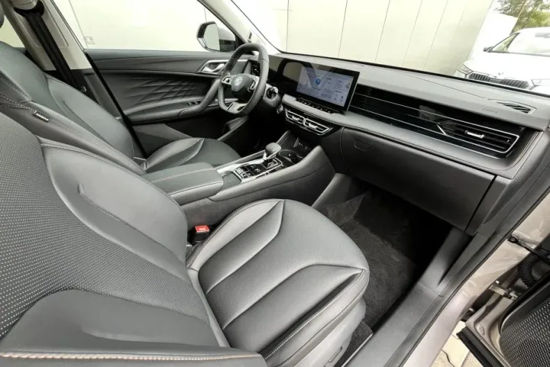 MG HS din 2025 cu 1 km - oferta MG0145133 - foto 25