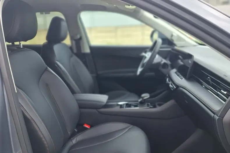 MG HS din 2025 cu 1 km - oferta MG0145136 - foto 23