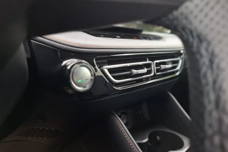 MG HS din 2025 cu 1 km - oferta MG0145136 - foto 27