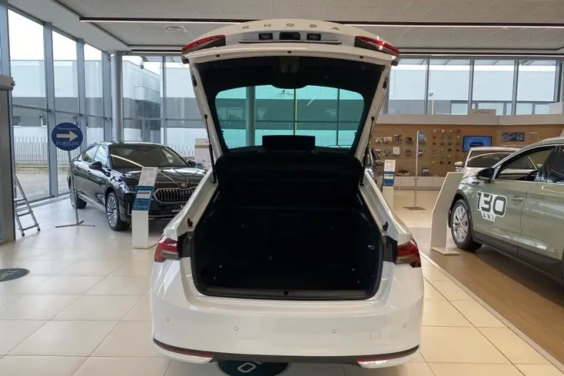 Skoda Octavia din 2025 cu 1 km - oferta SKO145138 - foto 5