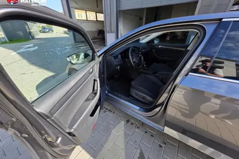 Skoda Superb din 2022 cu 25.000 km - oferta SKO145140 - foto 9