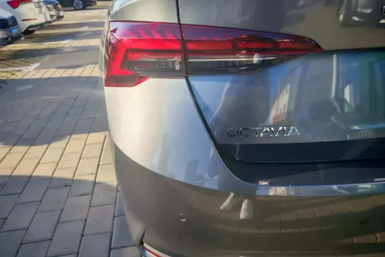 Skoda Octavia din 2025 cu 5 km - oferta SKO145141 - foto 9