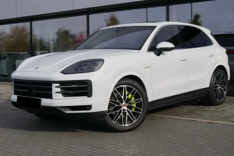 Porsche Cayenne din 2023 cu 22.000 km - oferta POR145159 - foto 1
