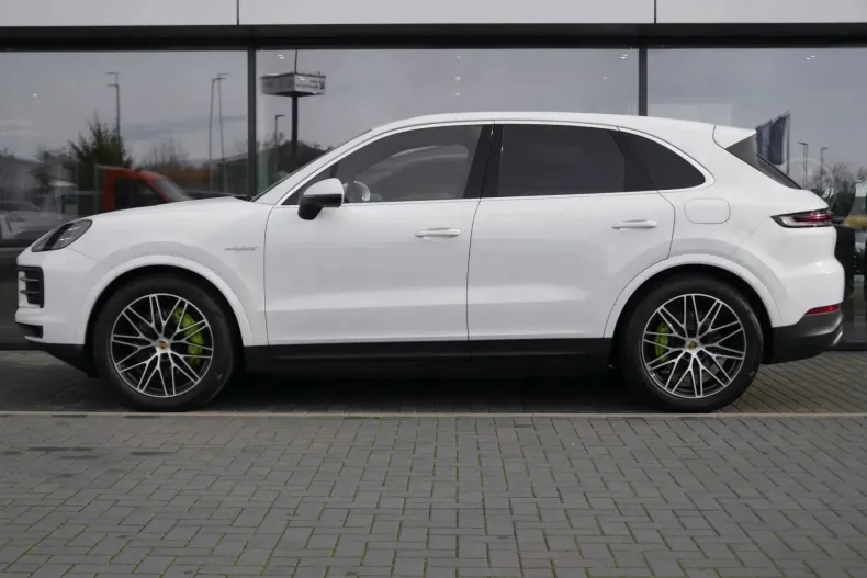 Porsche Cayenne din 2023 cu 22.000 km - oferta POR145159 - foto 2