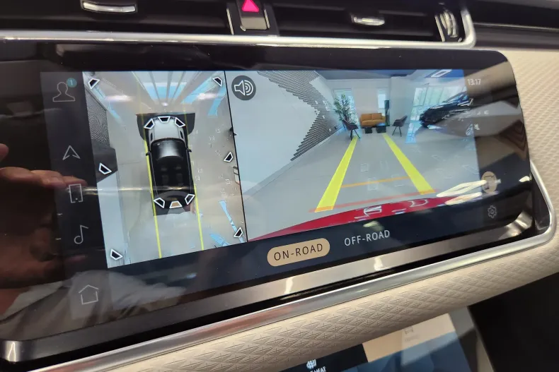 Land Rover Range Rover Evoque din 2021 cu 79.945 km - oferta LAN145160 - foto 32