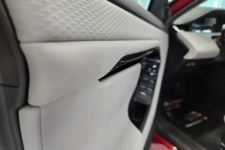 Land Rover Range Rover Evoque din 2021 cu 79.945 km - oferta LAN145160 - foto 37