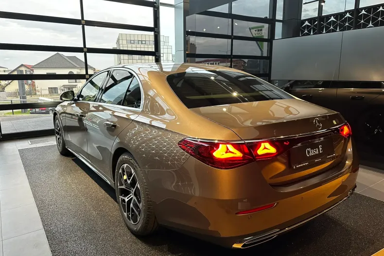 Mercedes-Benz E din 2025 cu 8 km - oferta MER145163 - foto 6