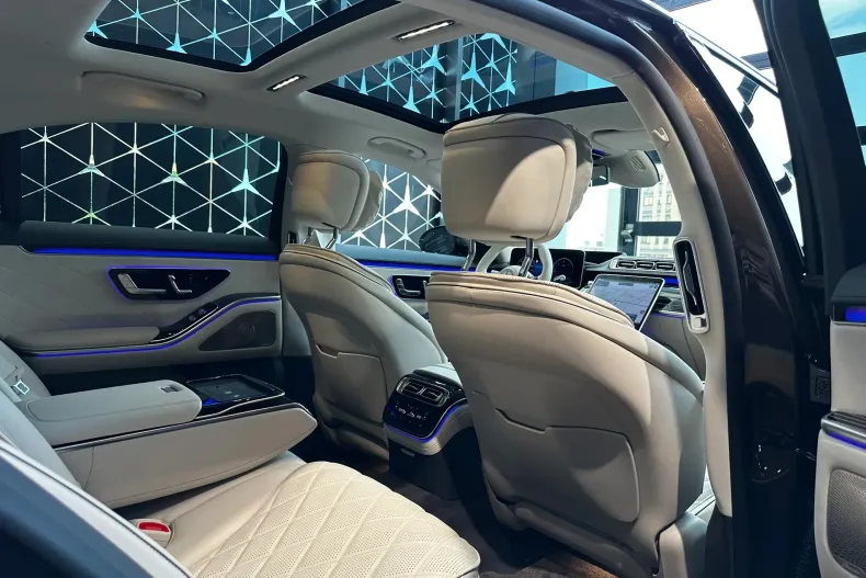 Mercedes-Benz S din 2025 cu 16 km - oferta MER145168 - foto 12