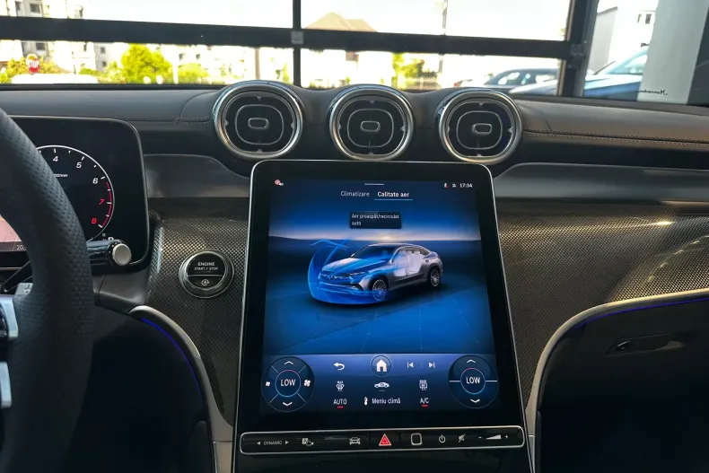 Mercedes-Benz GLC din 2025 cu 6.000 km - oferta MER145169 - foto 22