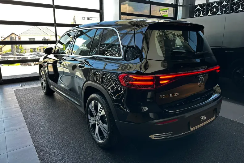 Mercedes-Benz EQB din 2025 cu 11 km - oferta MER145171 - foto 5