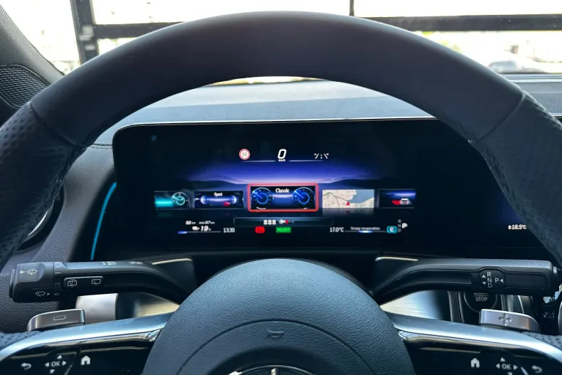 Mercedes-Benz EQB din 2025 cu 11 km - oferta MER145171 - foto 16