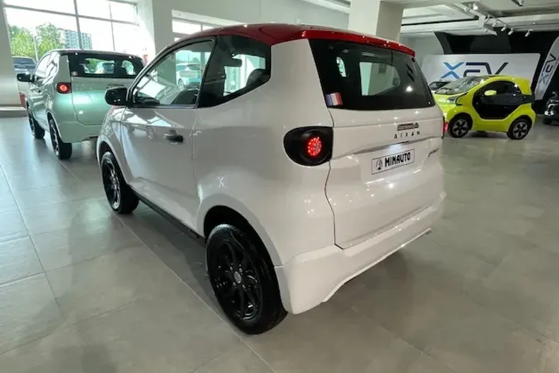 Aixam Miniauto din 2025 cu 2 km - oferta AIX145176 - foto 16