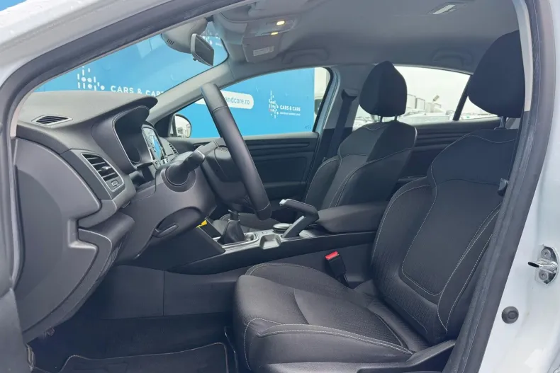 Renault Megane din 2020 cu 38.300 km - oferta REN145182 - foto 10