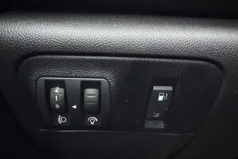 Renault Megane din 2020 cu 38.300 km - oferta REN145182 - foto 17