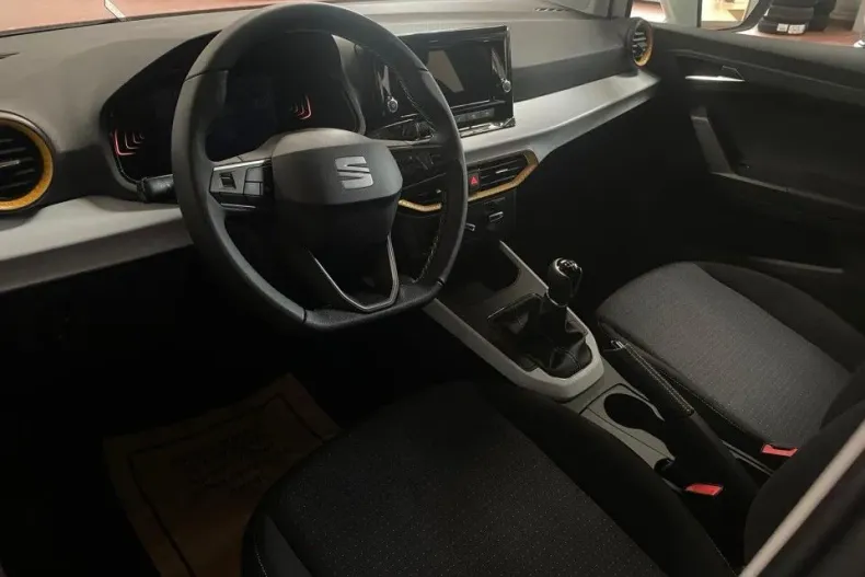 Seat Arona din 2025 cu 5 km - oferta SEA145187 - foto 7