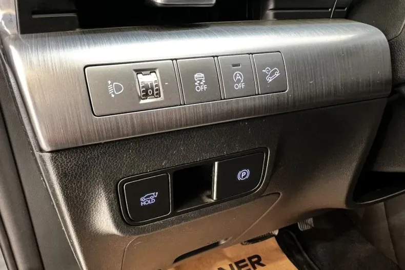 Hyundai KONA din 2023 cu 24.967 km - oferta HYU145190 - foto 12