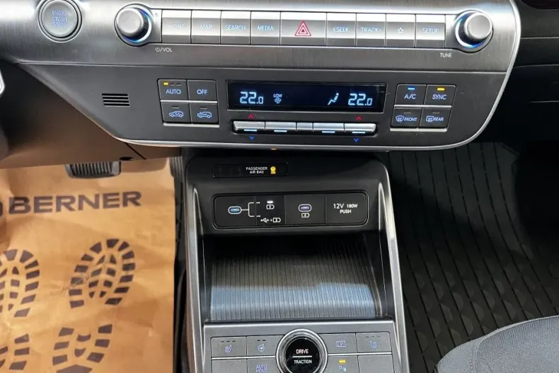 Hyundai KONA din 2023 cu 24.967 km - oferta HYU145190 - foto 17