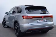 Volkswagen Touareg din 2025 cu 1.000 km - oferta VOL145191 - foto 3