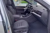 Volkswagen Touareg din 2025 cu 1.000 km - oferta VOL145191 - foto 9