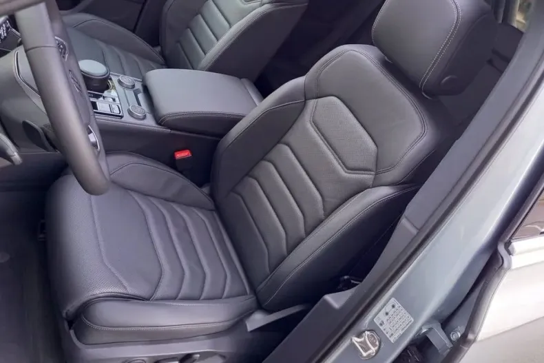 Volkswagen Touareg din 2025 cu 1.000 km - oferta VOL145191 - foto 30