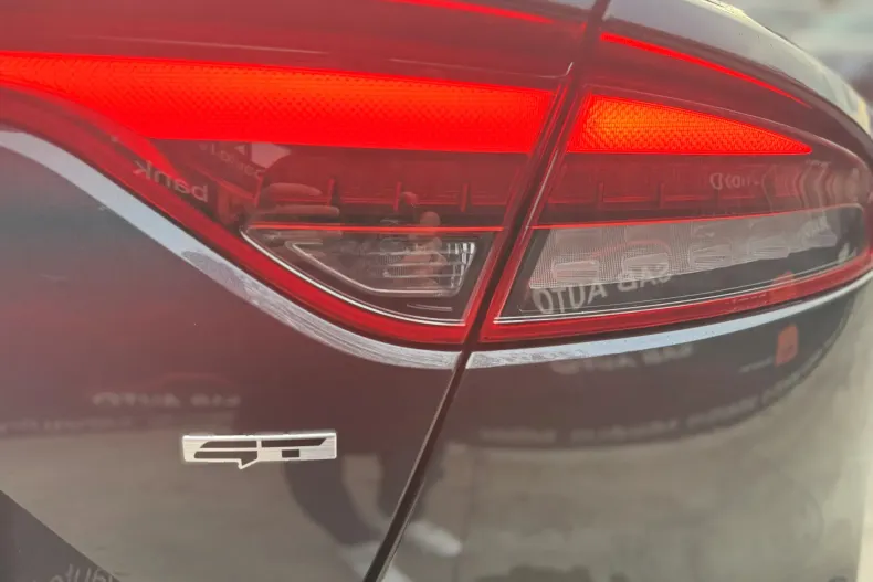 Kia Stinger din 2023 cu 9.490 km - oferta KIA145196 - foto 16