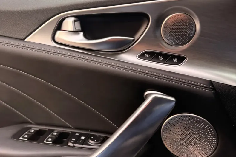 Kia Stinger din 2023 cu 9.490 km - oferta KIA145196 - foto 20