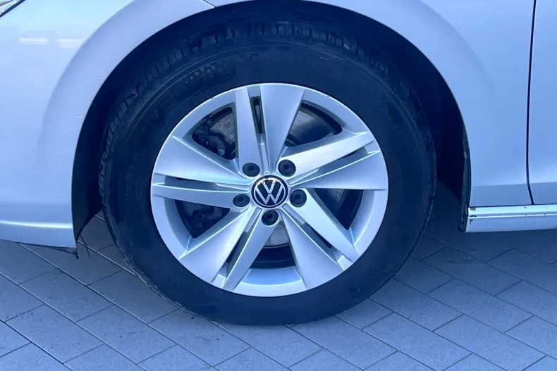 Volkswagen Golf din 2021 cu 126.253 km - oferta VOL145210 - foto 6