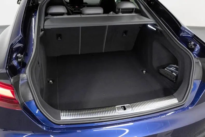 Audi A5 din 2023 cu 32.880 km - oferta AUD145214 - foto 8