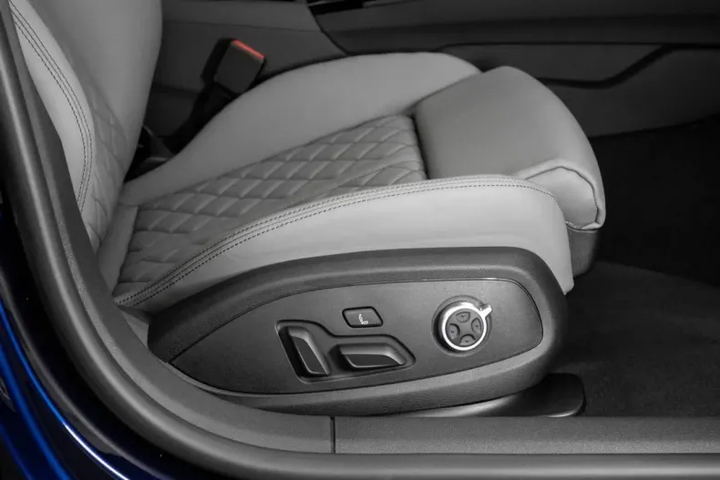 Audi A5 din 2023 cu 32.880 km - oferta AUD145214 - foto 29