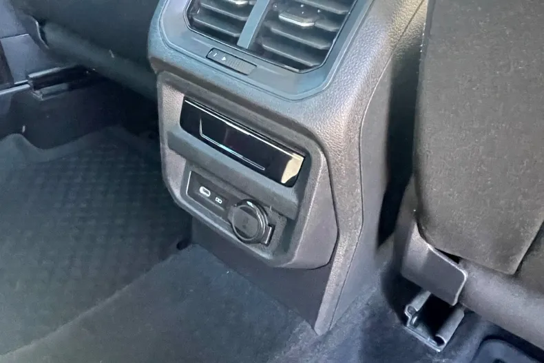 Volkswagen Tiguan din 2023 cu 120.000 km - oferta VOL145215 - foto 18