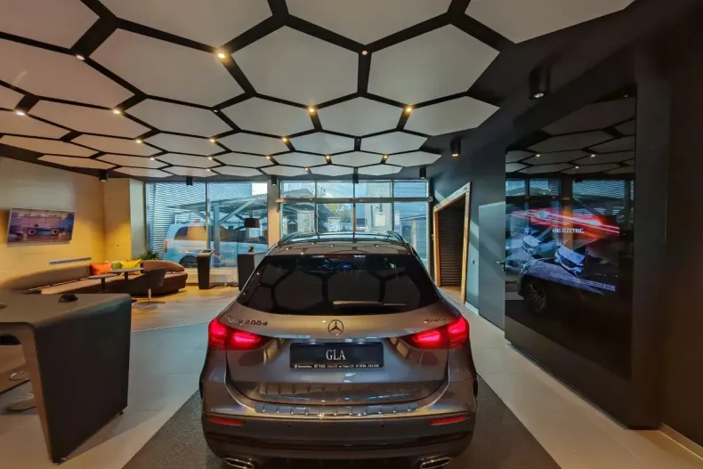 Mercedes-Benz GLA din 2025 cu 1 km - oferta MER145218 - foto 12