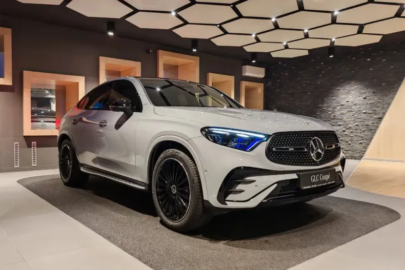 Mercedes-Benz GLC Coupe din 2025 cu 1 km - oferta MER145222 - foto 4