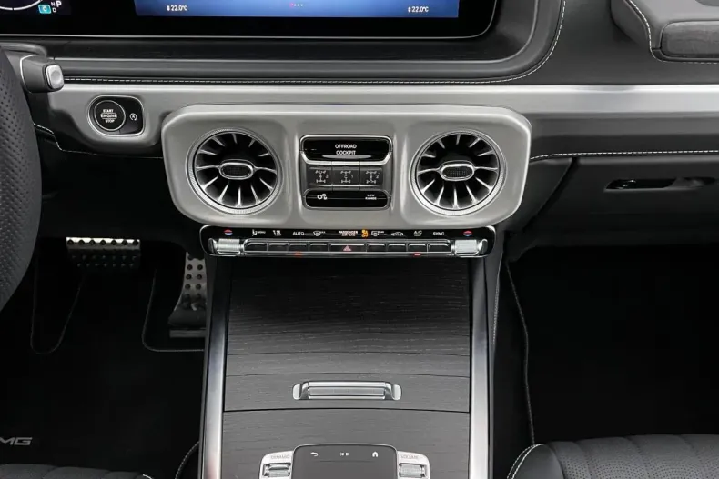 Mercedes-Benz G din 2024 cu 13.500 km - oferta MER145244 - foto 9