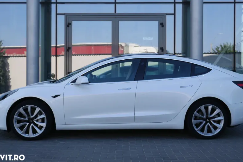 Tesla Model 3 din 2019 cu 66.957 km - oferta TES145247 - foto 23