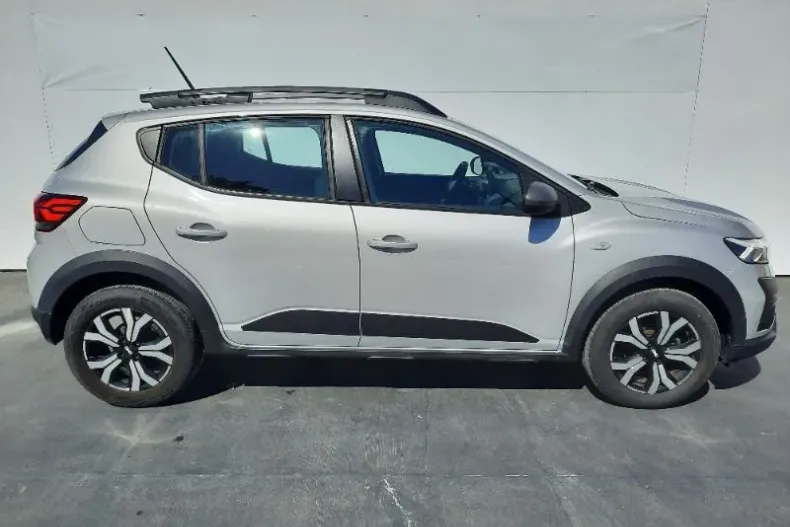 Dacia Sandero din 2023 cu 36.992 km - oferta DAC145274 - foto 4