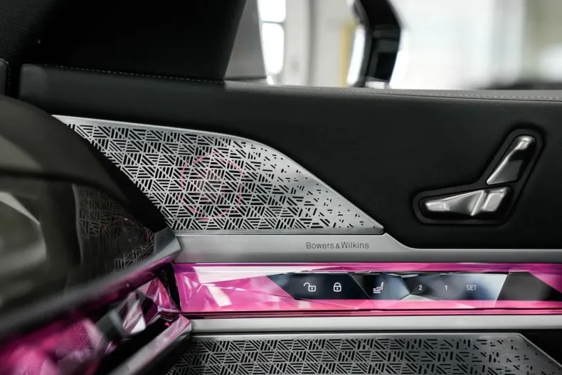 BMW Seria 7 din 2024 cu 17.800 km - oferta BMW145275 - foto 24