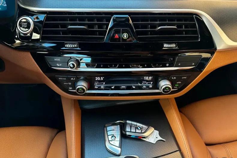 BMW Seria 5 din 2022 cu 94.000 km - oferta BMW145279 - foto 28